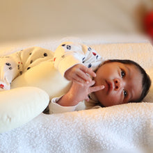 Cargar imagen en el visor de la galería, baby anti roll pillow sleep positioner merry shop head shape pillow sleepyhead deluxe snuggle co sleeper baby snuggler baby dock a tot snuggle me original cosleeper snuggle me pillow for baby snuggle me organic bare snuggle me baby lounger